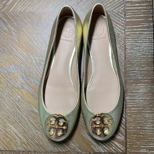 Tory Burch Benton Baller Flat Gold NWOT